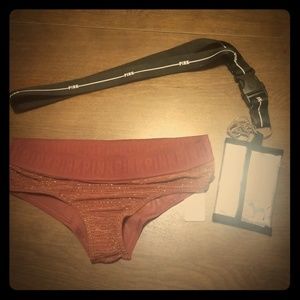 Bnwt, PINK V.S. SIZE XS PANTIES
